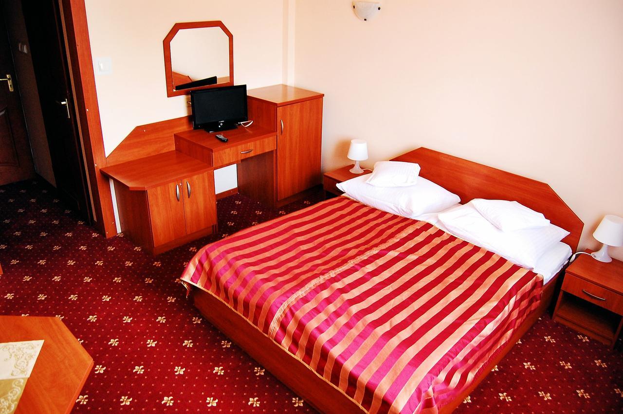 Hotel Jurajski Modlnica Kültér fotó