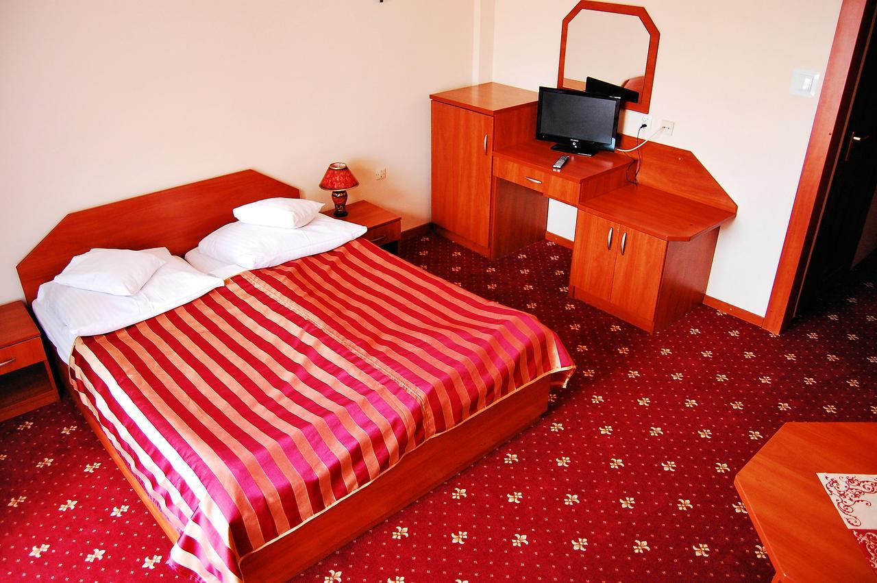 Hotel Jurajski Modlnica Kültér fotó